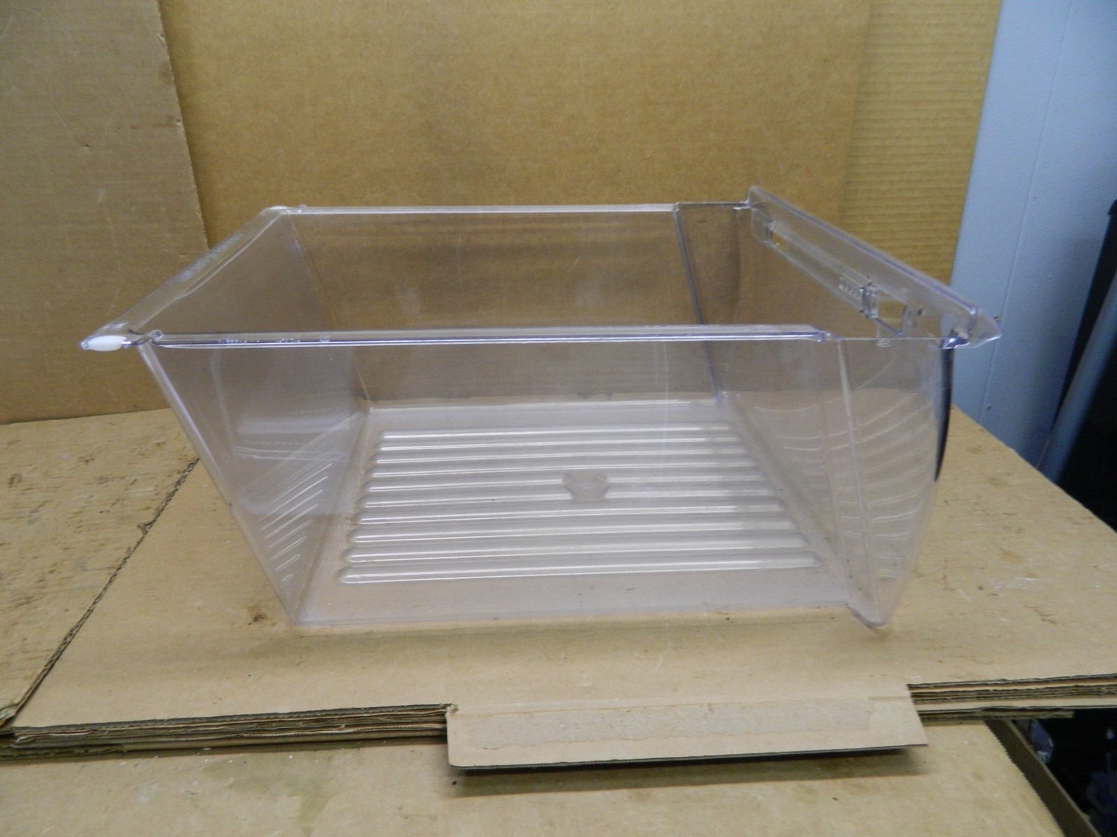 Frigidaire Refrigerator Crisper Drawer Part # 240351005 240351061 gallery