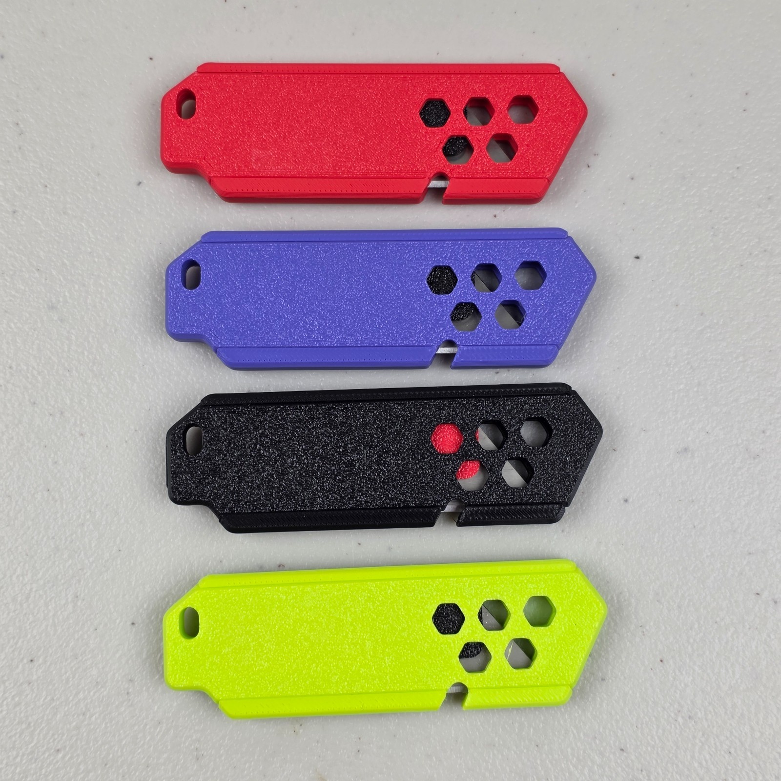 Compact Retractable Utility Knife Box Cutter Razor 3D Printed - EDC (4 Pack) gallery