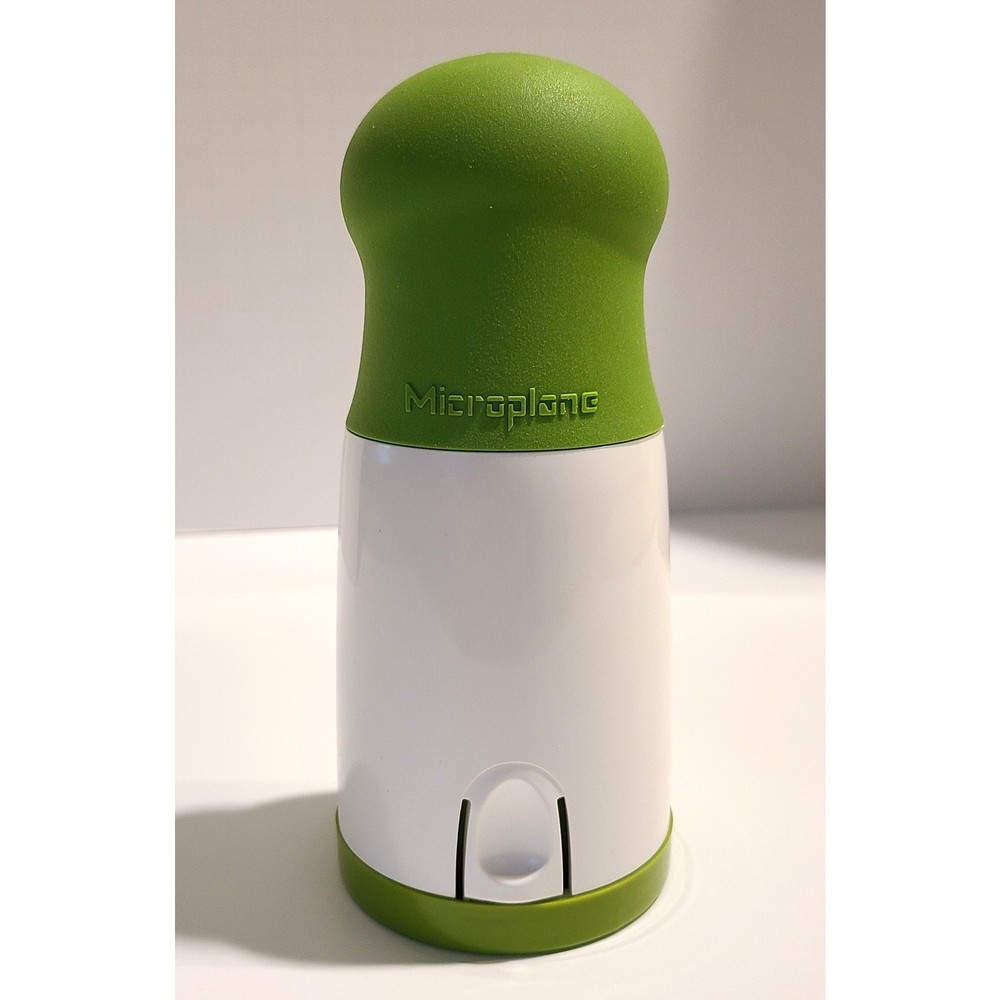 Microplane Kitchen Herb Spice Mill Chopper Mincer Classic All Plastic Model