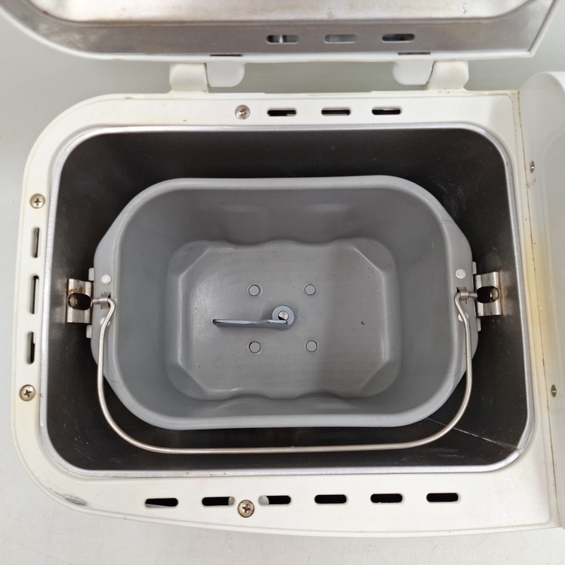 Breadman Plus TR845 Bread Maker Breadmaker Super Rapid 59 Minute gallery