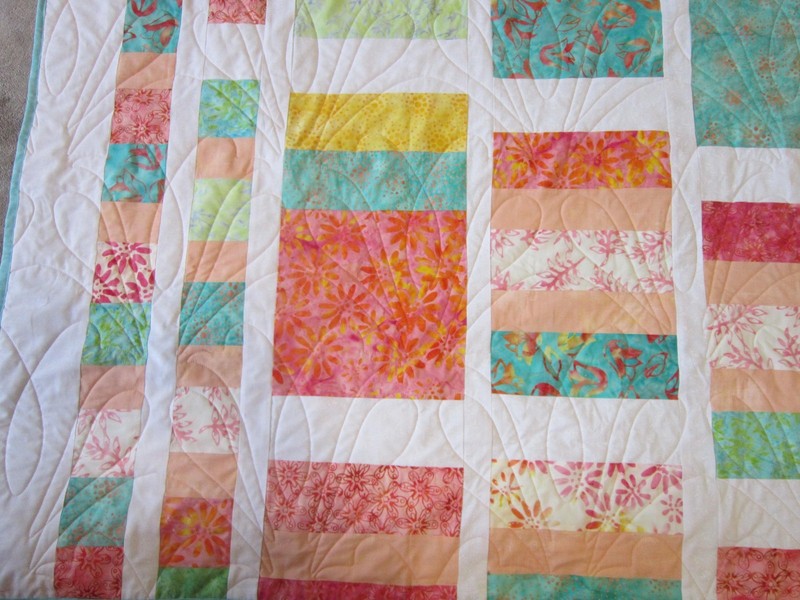 USA Handmade Full Size Quilt- Patchwork- 78" x 83" Pastel Batik Prints gallery