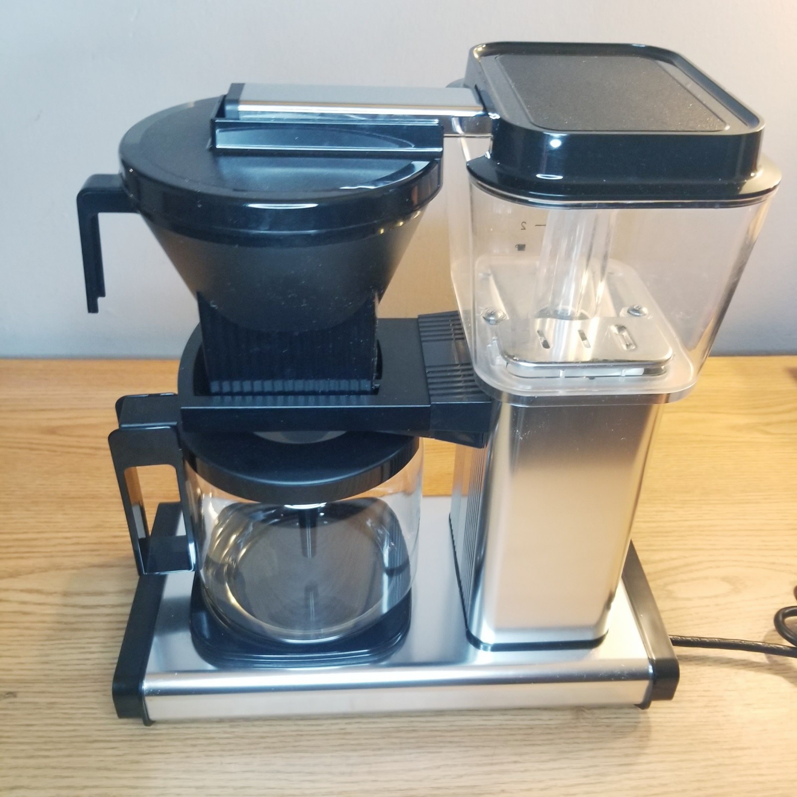 TechniVorm Moccamaster KBG Auto Off 10-Cup Coffee Maker Polished Silver (59616) gallery