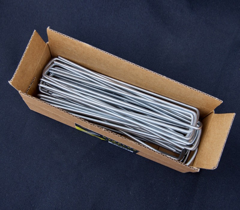 600 pcs 11 Gauge 6" GALVANIZED Landscape Staples ~ SOD Fabric Pins - RUST FREE gallery