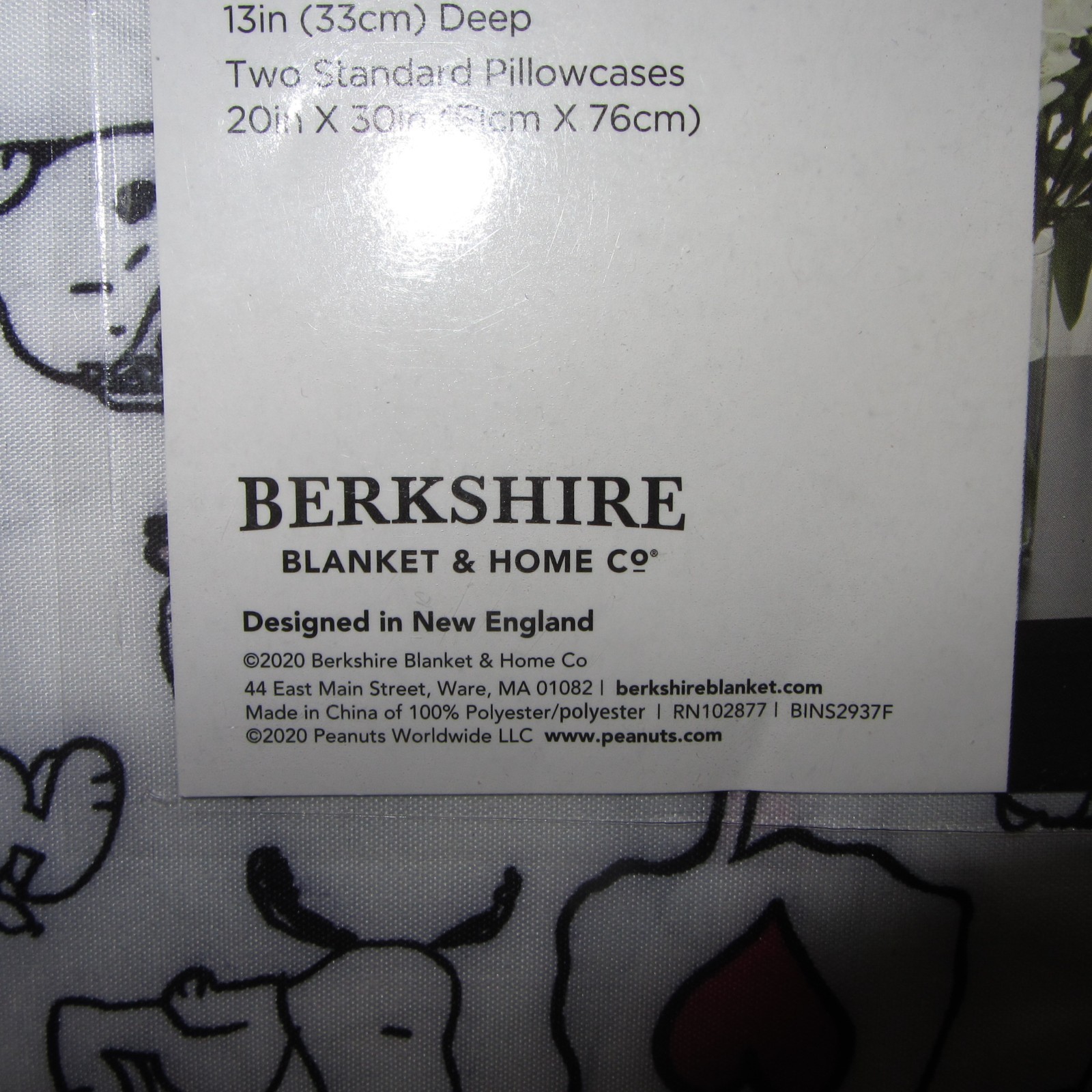 Peanuts Snoopy Bed Sheet Set Queen Size 4-pc Valentines Day Hearts Cartoon NEW gallery