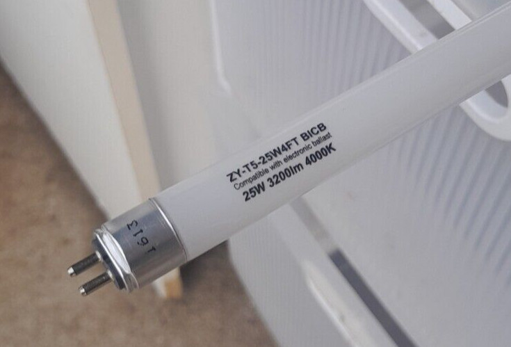 25pcs 48" Plug n Play Type A LED T5 Tube 25 Watts 4000k ZY-T5-25W4FT Box /25 gallery