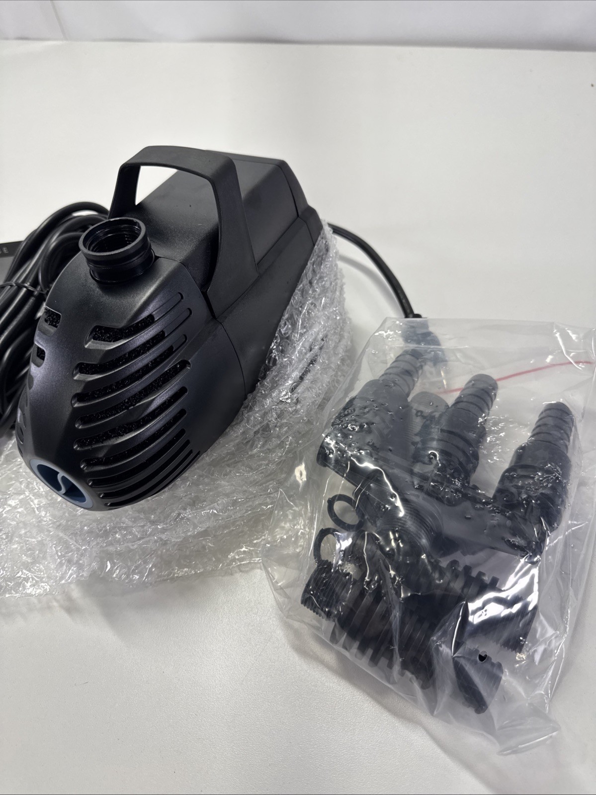 AQUASCAPE ULTRA PUMP 2000 GPH 91010 POND WATER GARDEN FOUNTAIN PUMP gallery