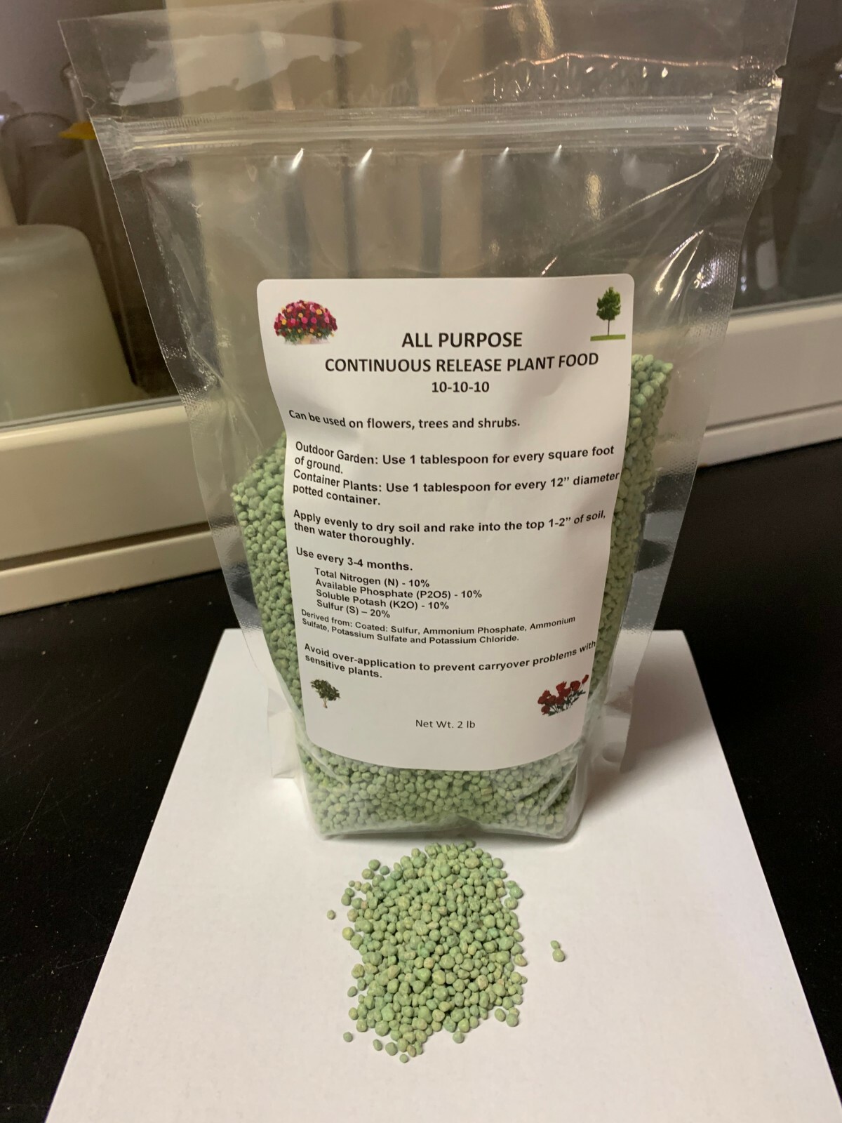 Fertilizer Continuous Release 10-10-10 Plant Food 2 lb Flower Vegetable Shrub gallery