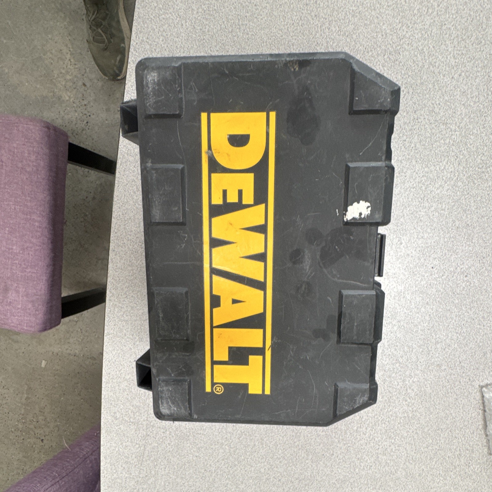 DEWALT DWE6421 Random Orbit Palm Sander, Corded Electric 120V Yellow/Black gallery