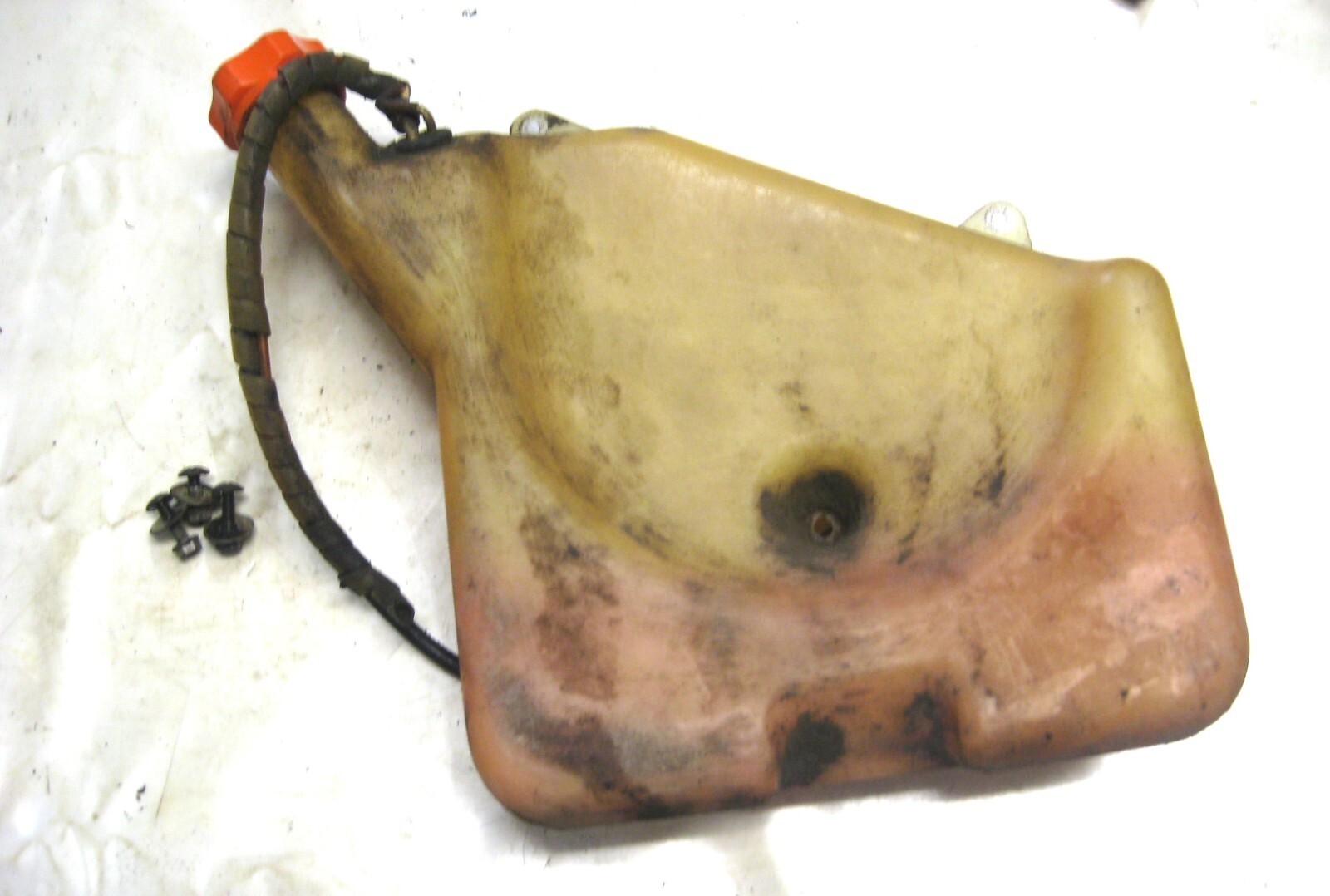 Echo Backpack Blower PB-60HT Fuel Tank Assy A350000711, 13101008266, 13101008263 gallery