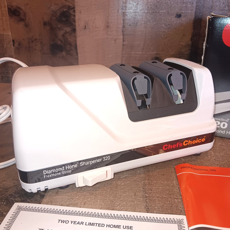 Chefs Choice 320 Diamond Hone Sharpener FlexHone/Strop Open Box Please Read gallery
