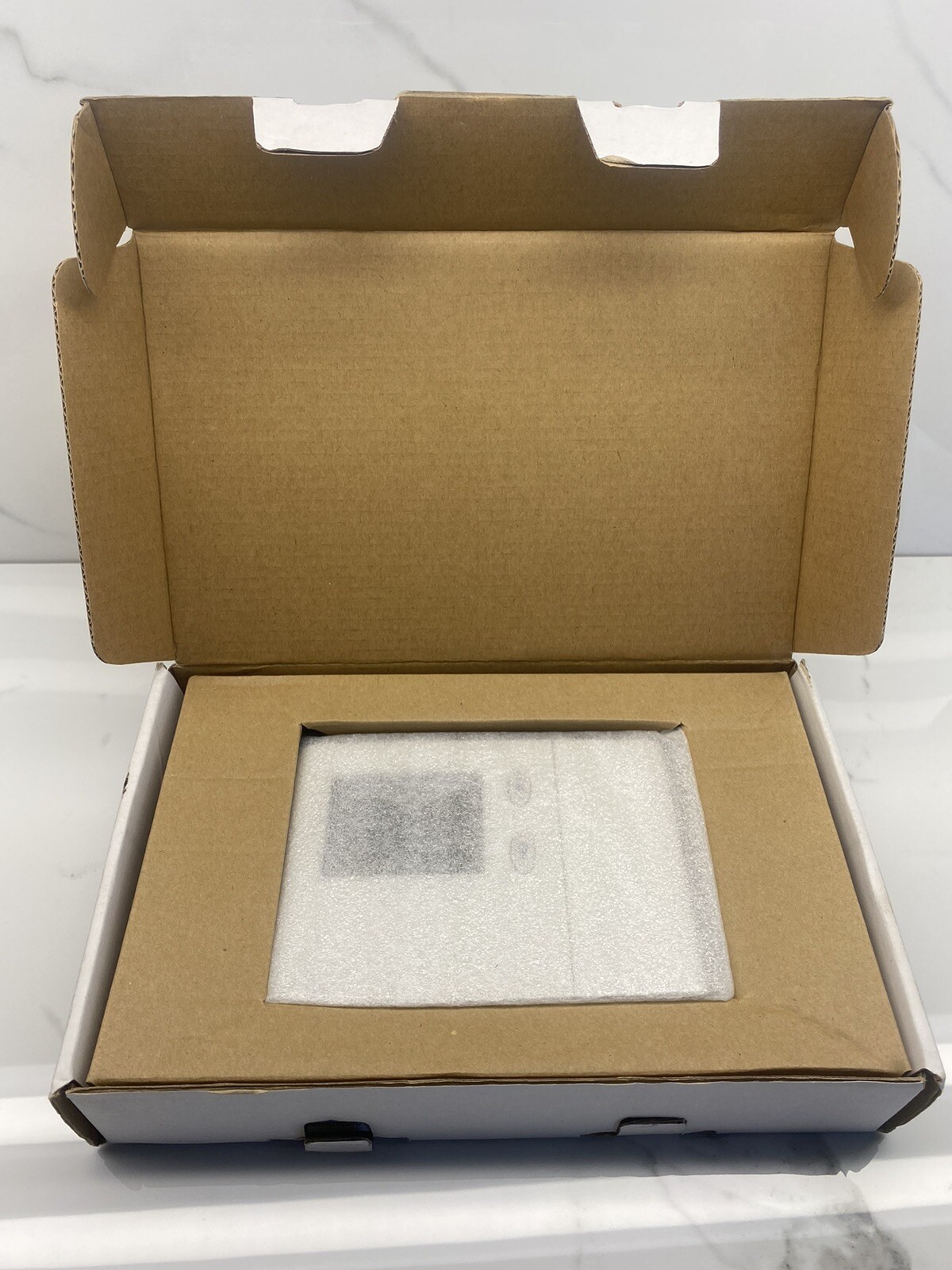 Lennox ComfortSense 3000 (51M32) 1 Heat / 1 Cool Non Programmable Free Shipping! gallery