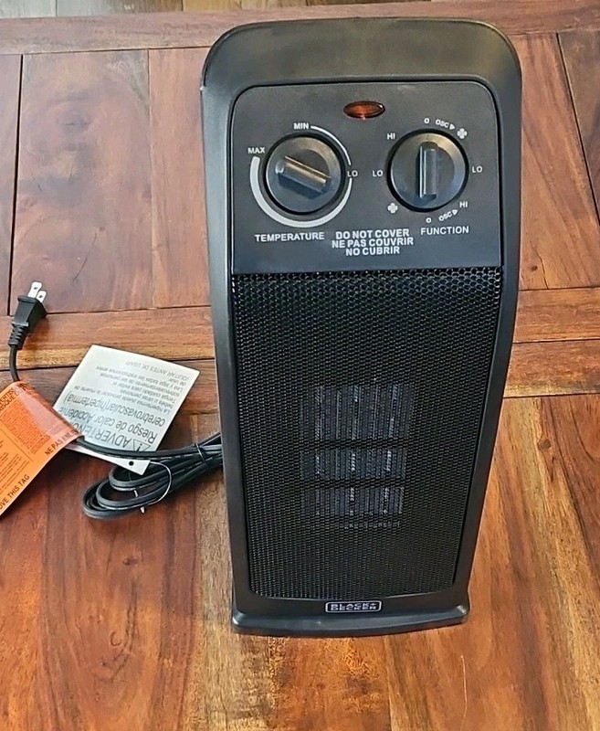BLACK+DECKER Ceramic Tower Heater BHTC571 gallery