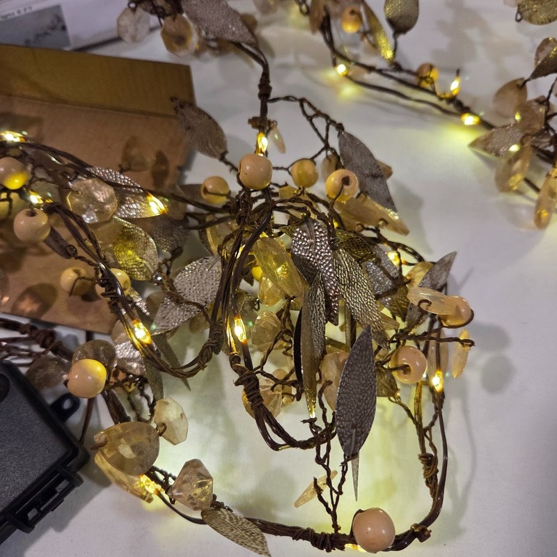 Pottery Barn Rustic Leaf String Lighted Garland 6ft Mini LED Wedding Holiday NIB gallery
