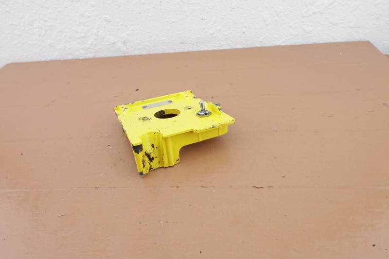 McCulloch Pro Mac 610 Chainsaw OEM Kill Switch gallery