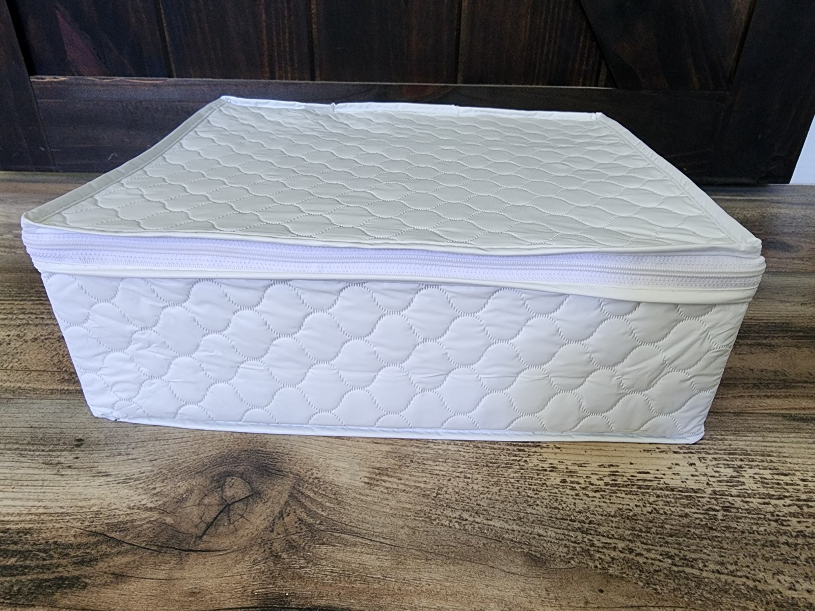 Quilted Vinyl Dinnerwear Storage Chests | Cups or Plates | 13.5" x 11.5" x 4" gallery