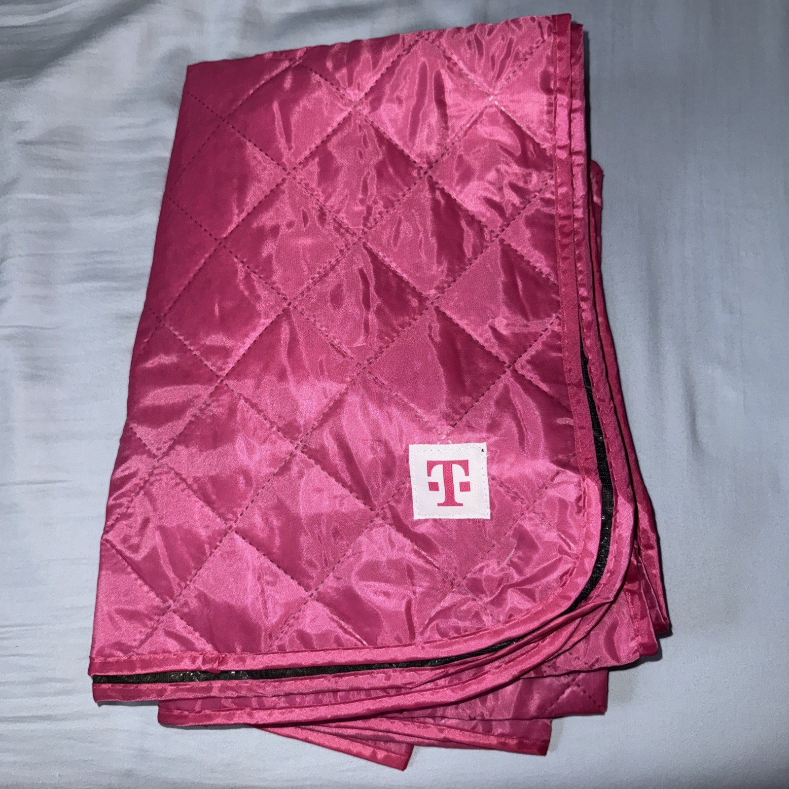 T-Mobile Pink Outdoor Blanket "T" Logo Brand new gallery