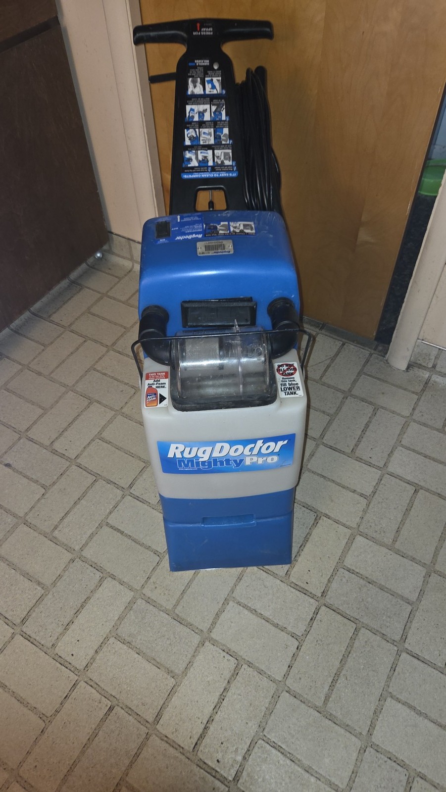 Rug Doctor Mighty Pro Carpet Cleaner NO HOSE WORKING CONDITION gallery