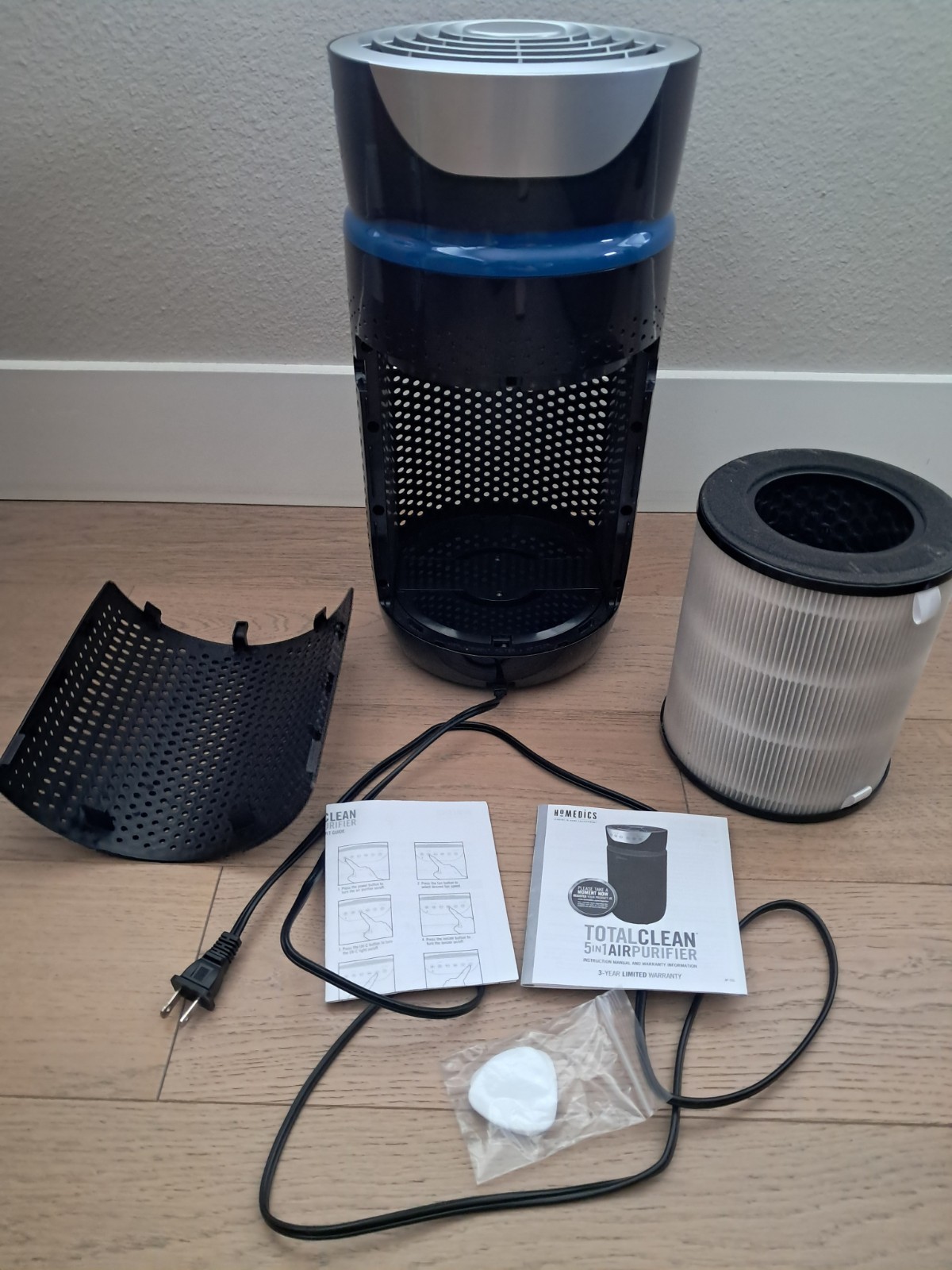 HoMedics TotalClean 5-in-1 UV-C Medium Room Tower Air Purifier AP-T20 gallery