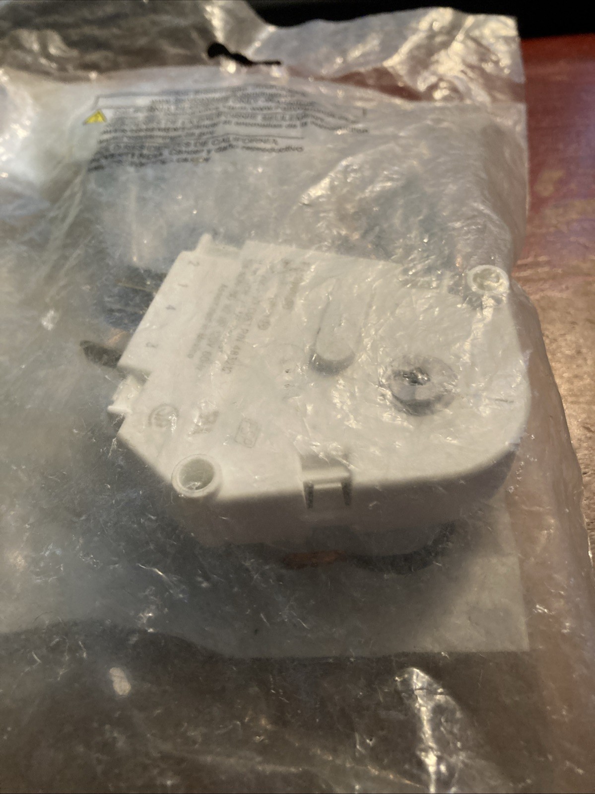 Genuine OEM Whirlpool W10822278 Defrost Timer gallery