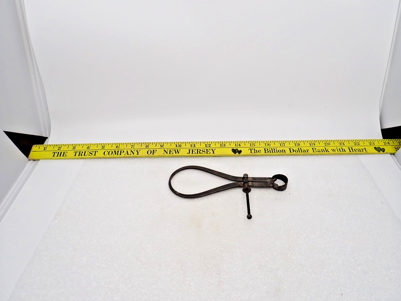 Vintage L.S.Starrett flat leg Spring Outside caliper (max-6") made in USA gallery