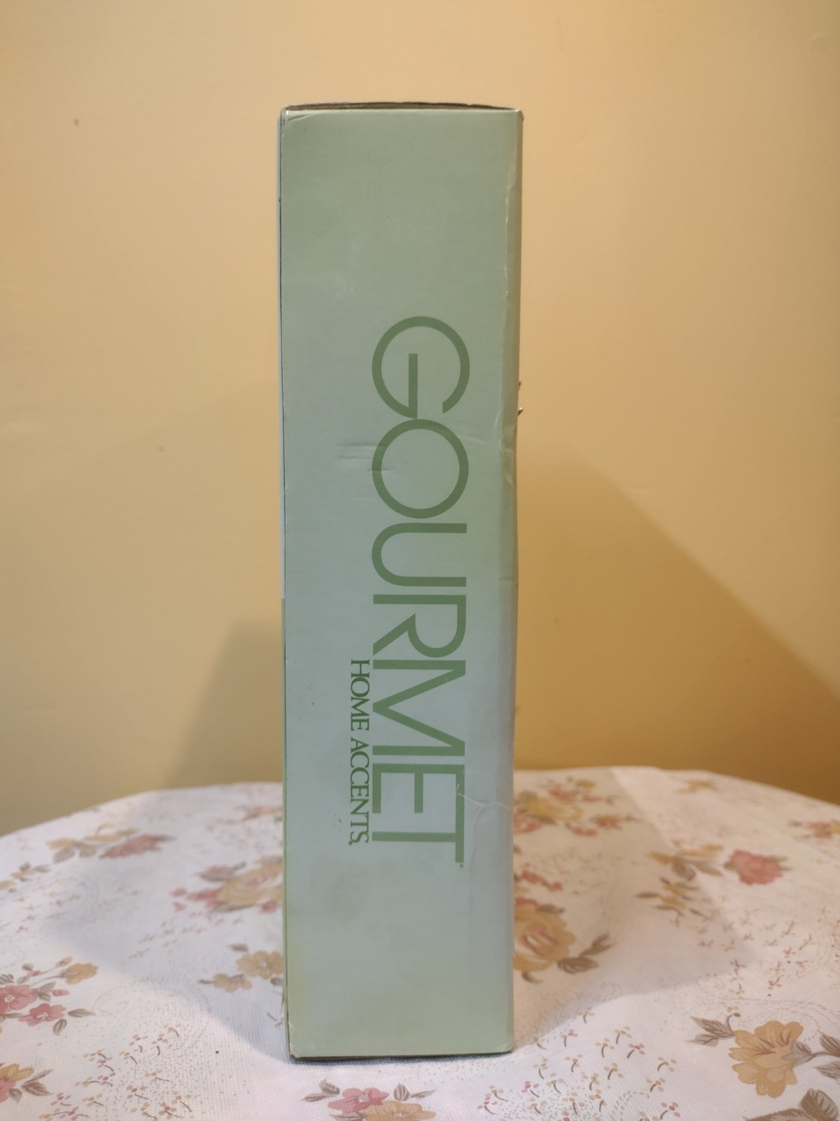 Gourmet Home Accents 40 Pc Flatware Set gallery