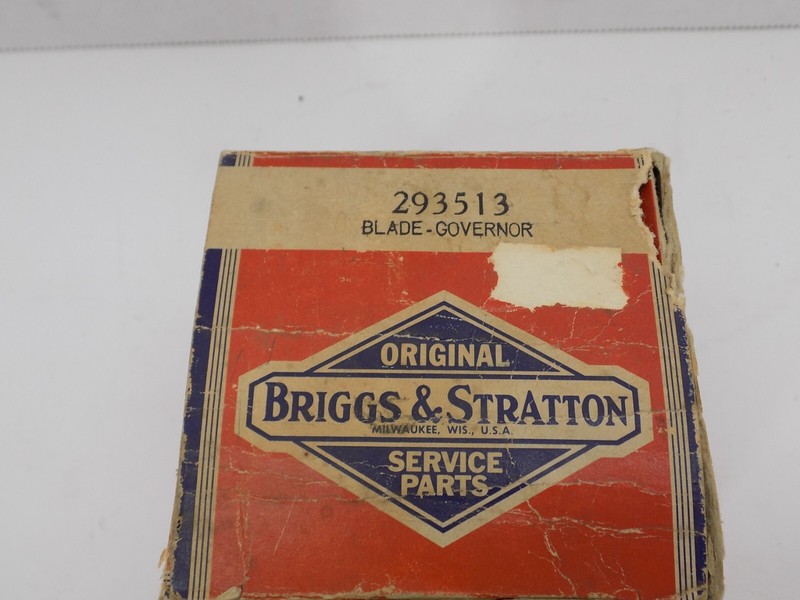 Briggs & Stratton OEM Governor Blade 293513 NOS gallery