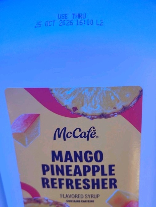 🌞🍸🍹McDonald's McCafe Mango Pineapple Refresher Flavored Syrup 🍹🍸🌞 gallery
