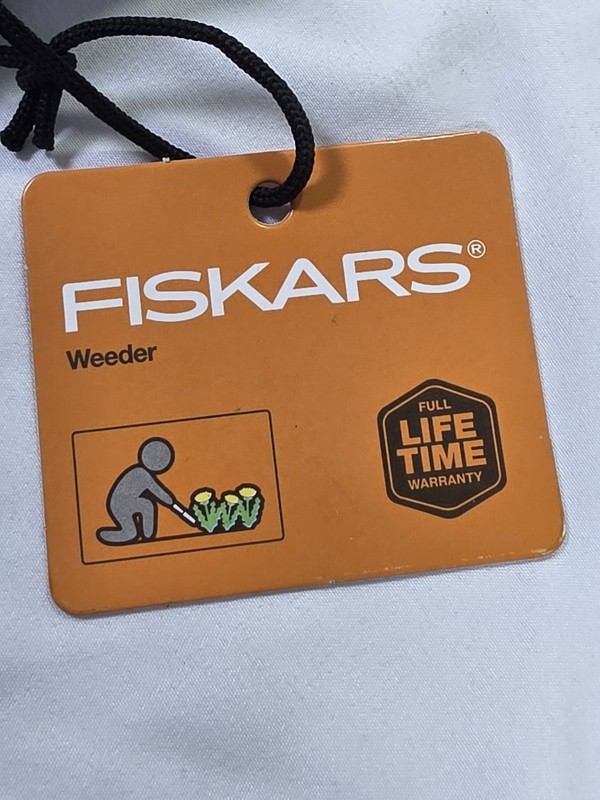 Fiskars Hand Weeder Garden Tool Full Lifetime Warranty New w Tag gallery