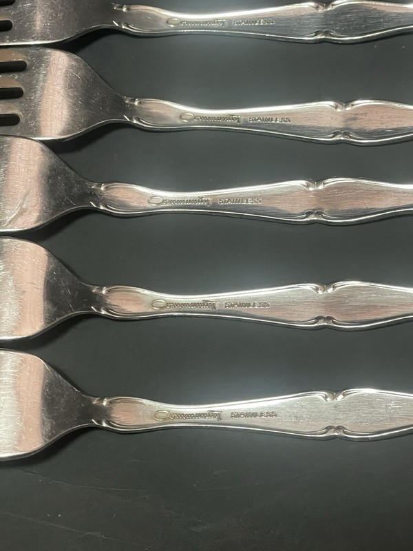 Oneida Community Cantata Stainless Flatware 9pc Dinner Fork Spoon Lot Silverware gallery