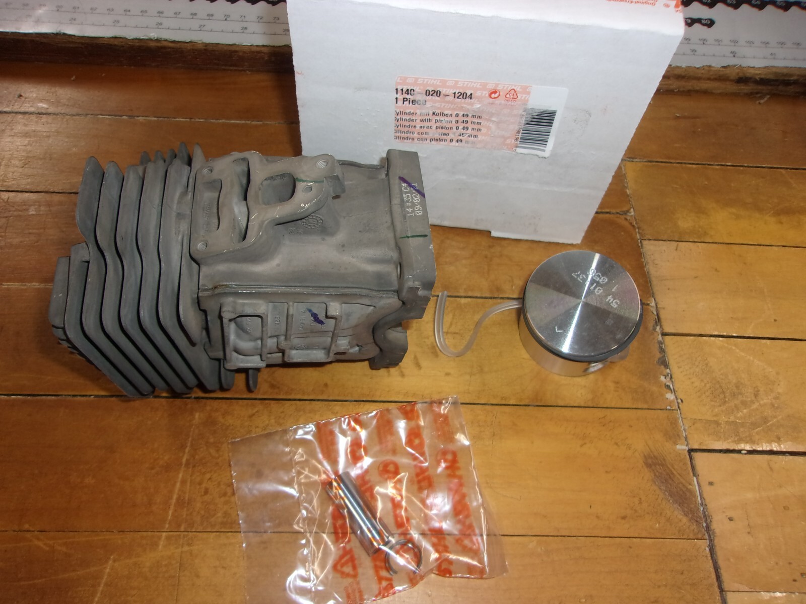 Stihl OEM MS391 Piston & Cylinder 49m Kolben 1140-020-1204 MS 391 #GM-L5A1 gallery
