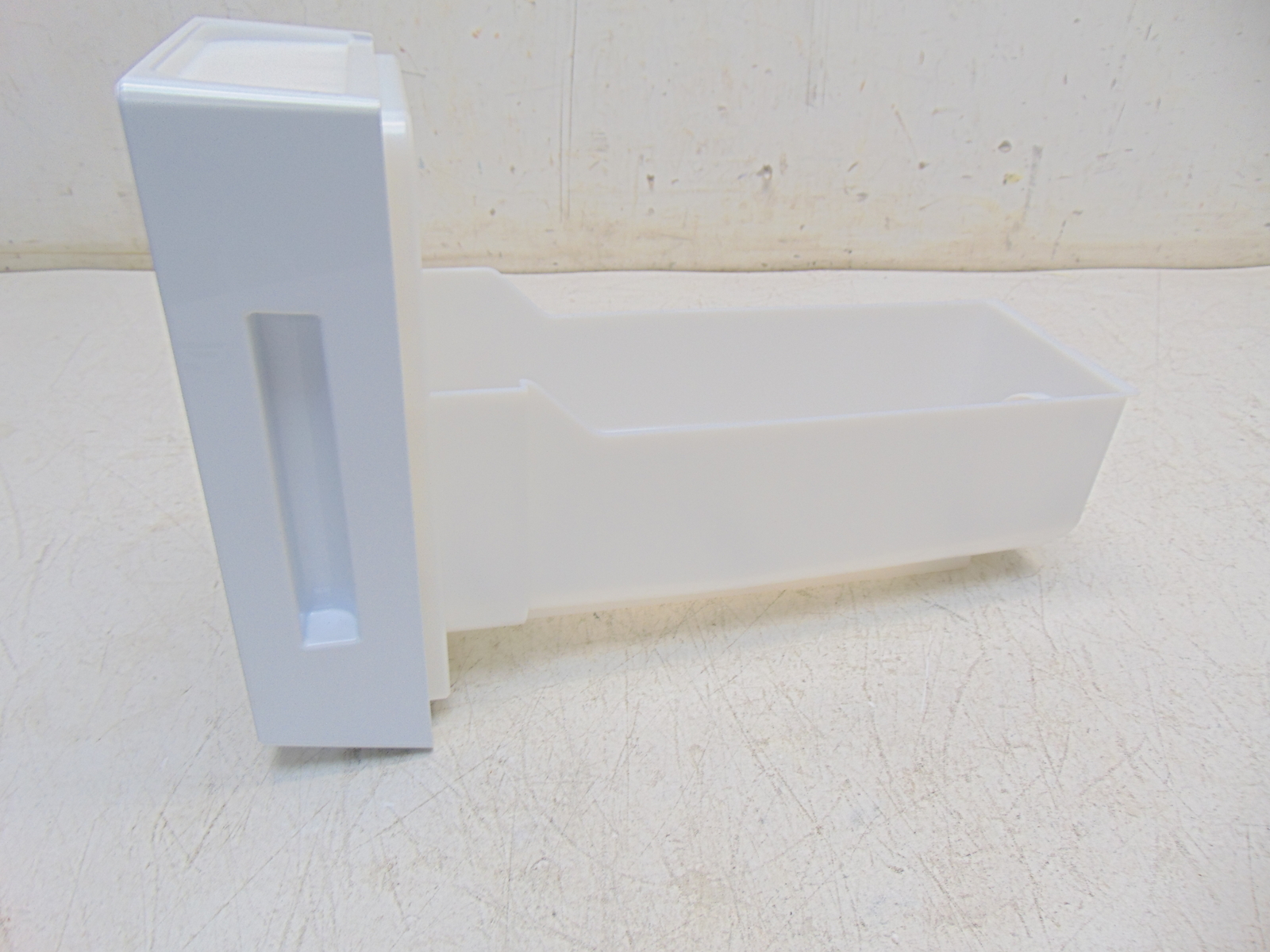 Frigidaire Refrigerator GRMC2273CF02 Ice Container Bucket gallery