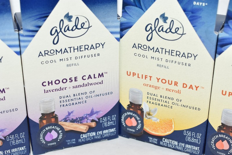 Glade Cool Mist Diffuser Refills Calm Uplift Lavender Sandalwood Orange Neroli gallery