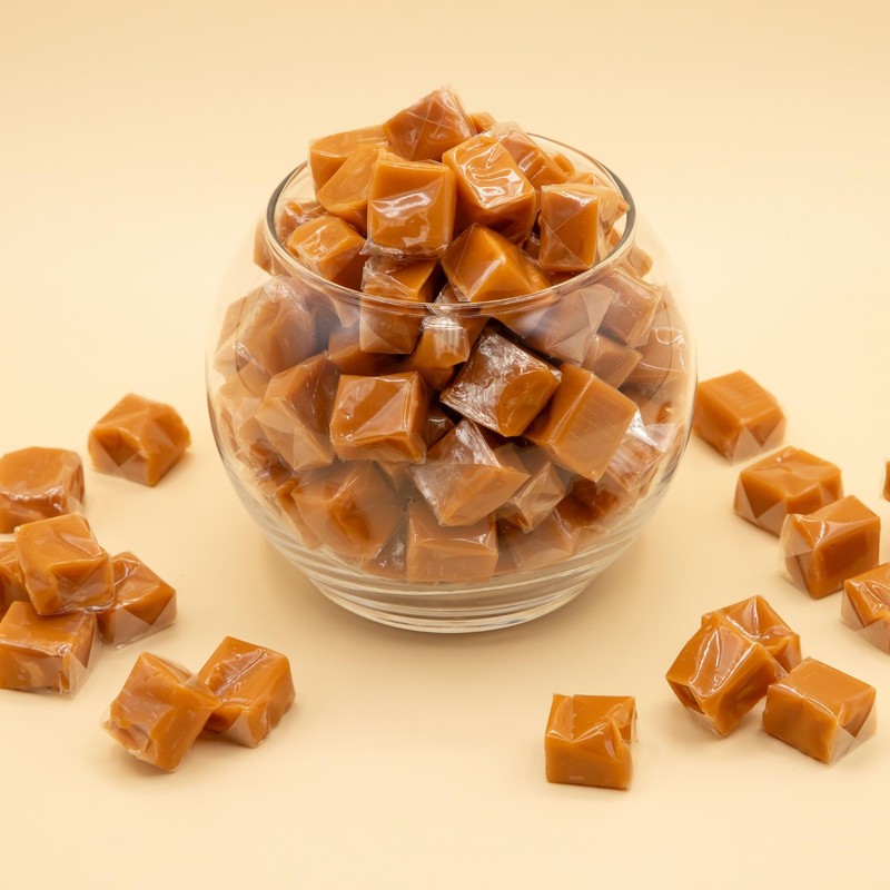Caramel Cubes Candy | 2-Pound Pack | Vanilla Classic Chewy Squares | Individu... gallery