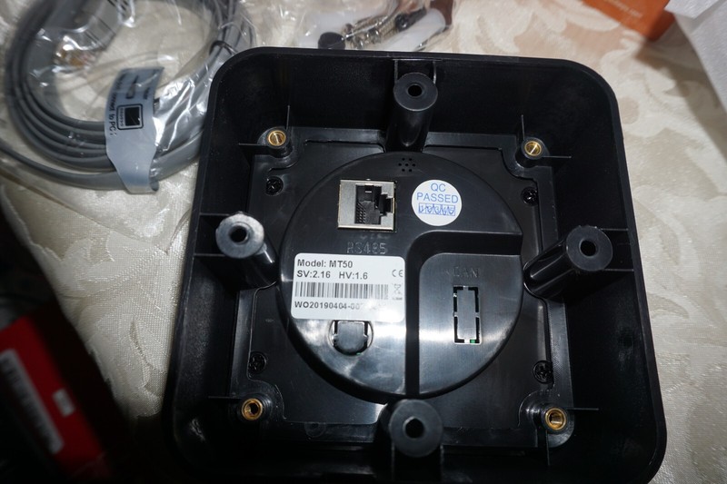 EPEVER MT50 Remote Meter . gallery