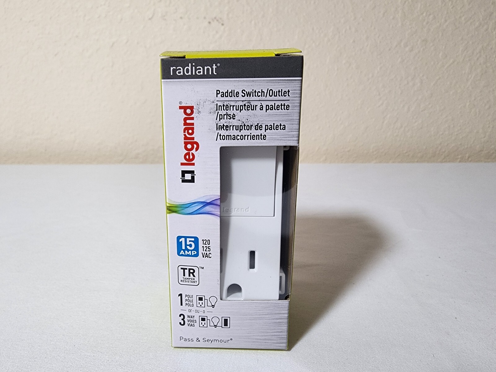 Legrand radiant RCD38WCC6 15 Amp Combination 2-in-1 Decorator Rocker Light Sw... gallery