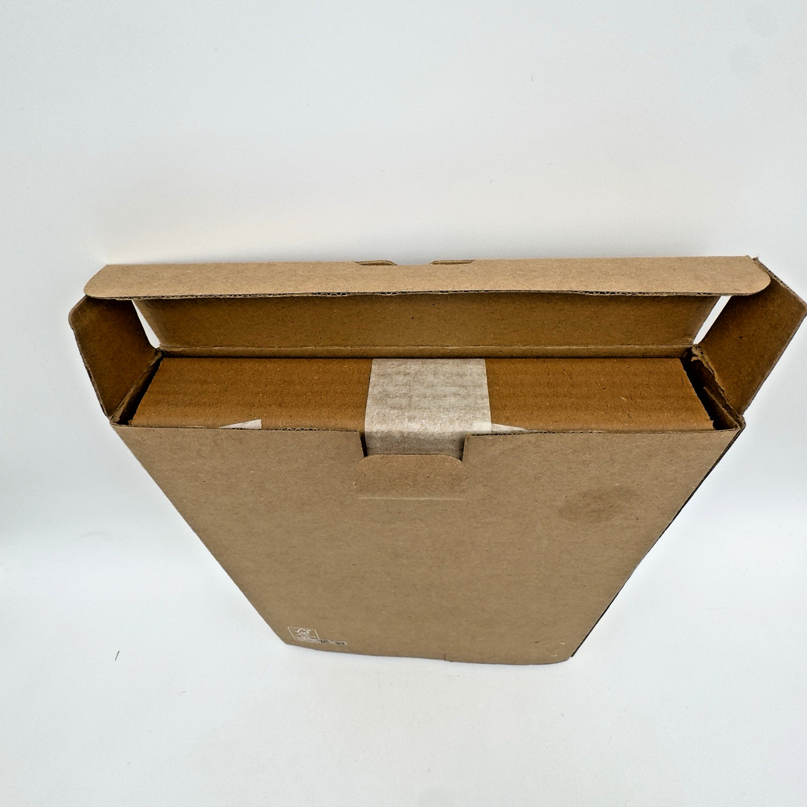 Pottery Barn Stowe Frame Bronze / Linen Mat 5”x 7” (12.7”x 17.8”) - NEW in Box gallery