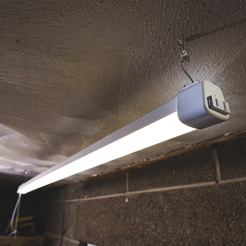 Stonepoint LED Linkable Shoplight, 4000 Lumens, 42 Watts, 46in.L, Model# gallery