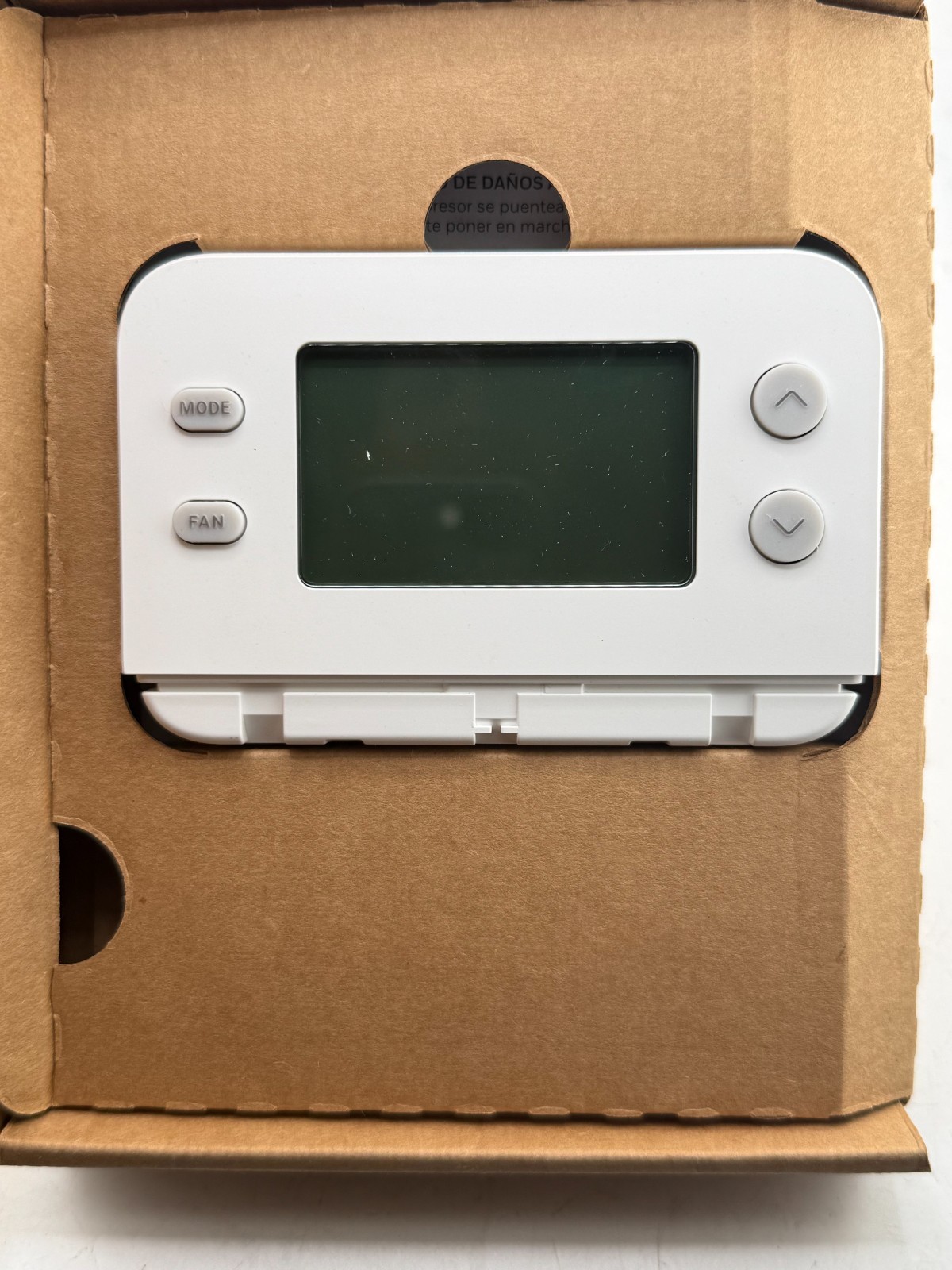 HONEYWELL RTH11B/N HOME X1N NON-PROGRAMMABLE THERMOSTAT SINGLE-STAGE 1-HEAT/COOL gallery