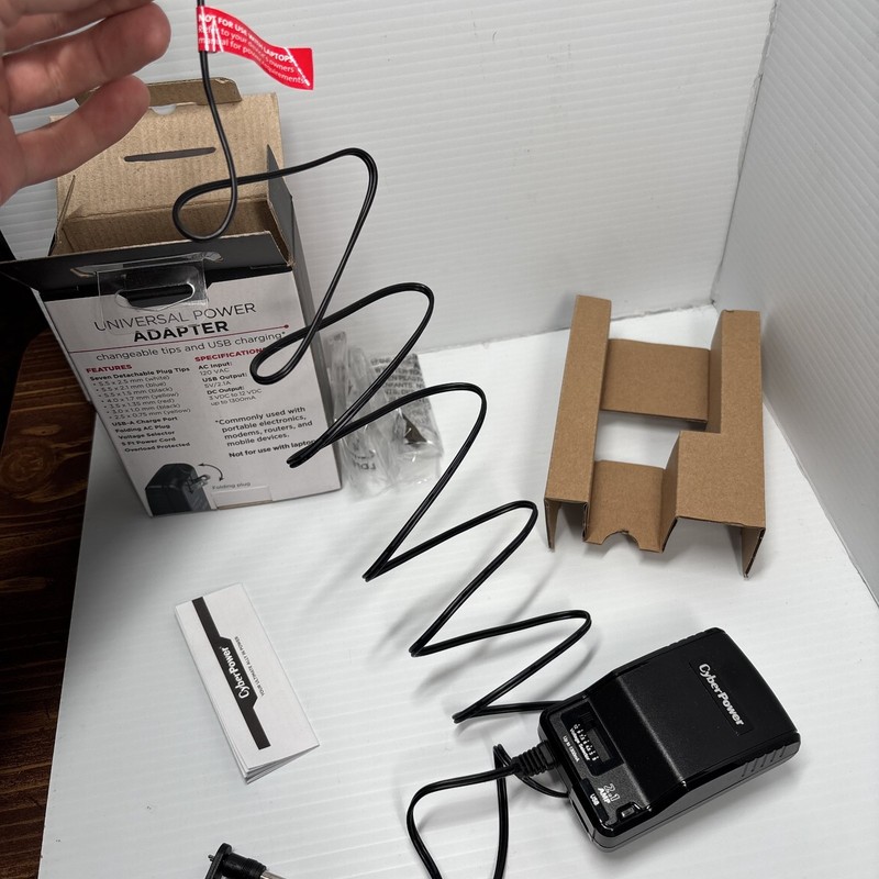 Universal AC Power Adapter 7 Tips CyberPower 1300mA 100 to 120V - CPUAC1U1300 gallery
