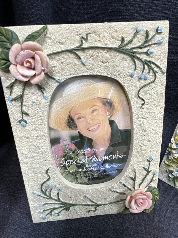 2 - Picture Frames 3D Style Roses Theme For 3”x5”Photos w/Glass Rear Loading gallery