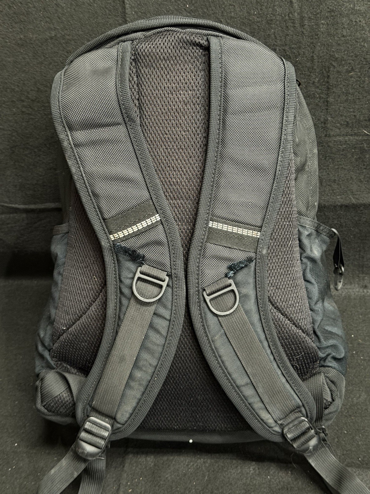 Brenthaven Backpack Fits 15 inch Laptops Black 5