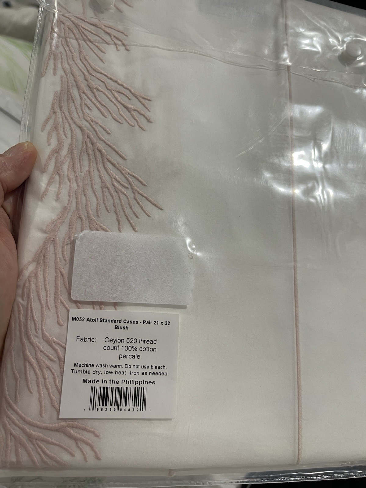 $295 Matouk USA New 2pc Standard Cases Atoll 520TC Percale Ceylon BLUSH gallery