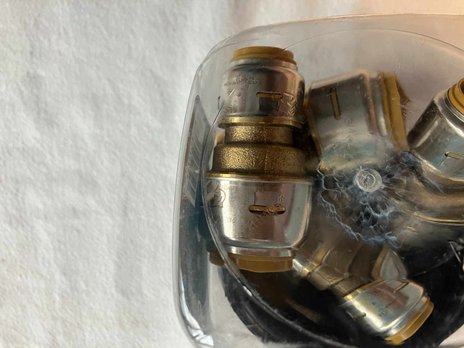 SharkBiteMax UR058J4 Push-To-Connect Brass Reducing Coupling 3/4" x 1/2", 4/Pack gallery