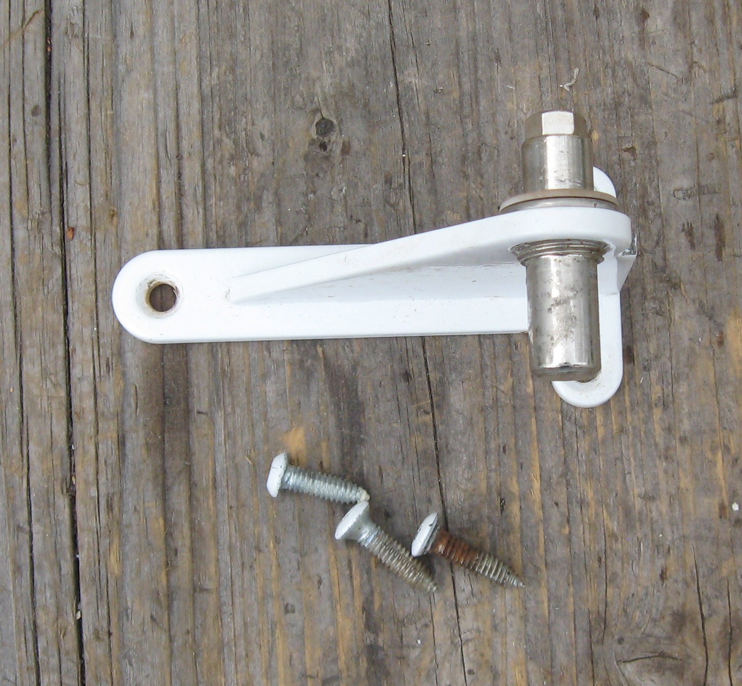 Hotpoint GE Middle Center Hinge WR13X10139 WR13X10140 WR13X0587 gallery