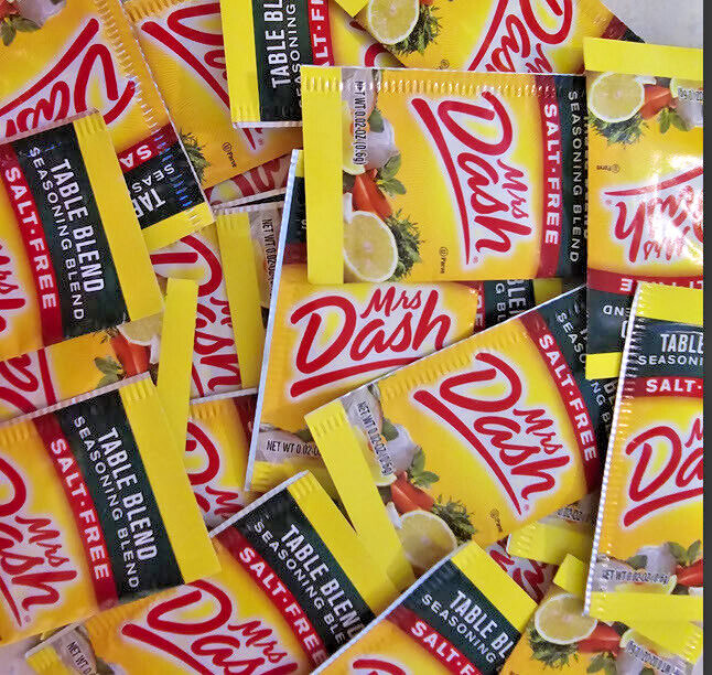 Mrs Dash To Go - Table Blend Seasoning Mix, Salt Free, .02 Oz, Bulk 50 Packets gallery