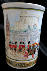 Horse Guards Buckingham Palace 8oz Bone China London Heritage Sadler Mug