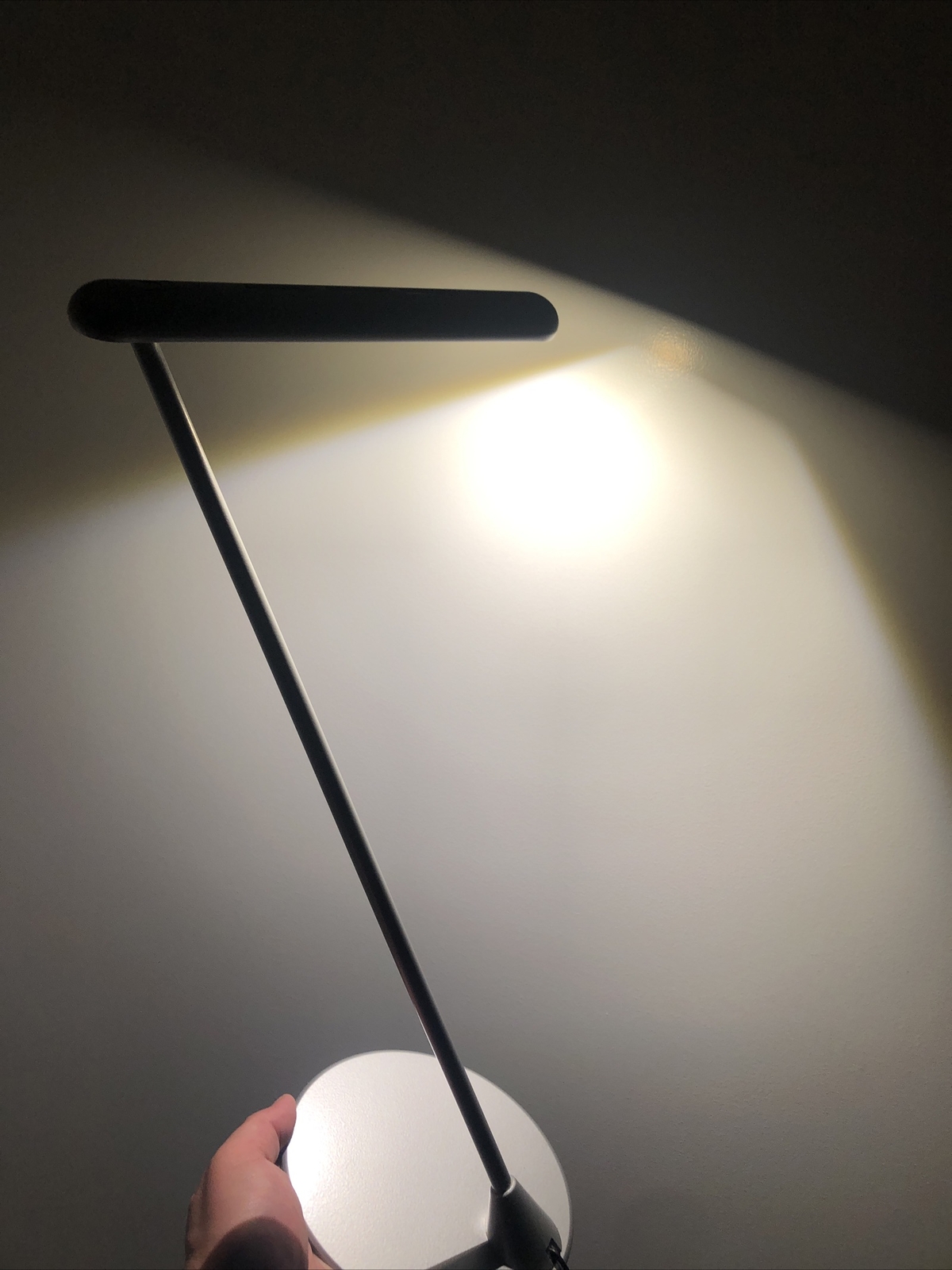 Herman Miller Flute Light LED Y6470 Design by Tom Newhouse Grey Touch Light gallery