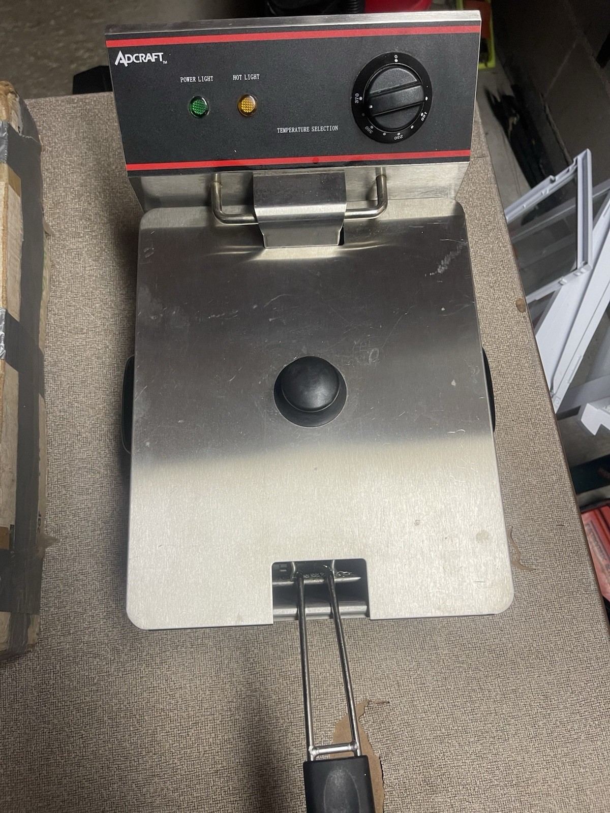 Adcraft Single 6L Tank Deep Fryer Model DF6LS Holds 15 Pounds Of Food Unused gallery