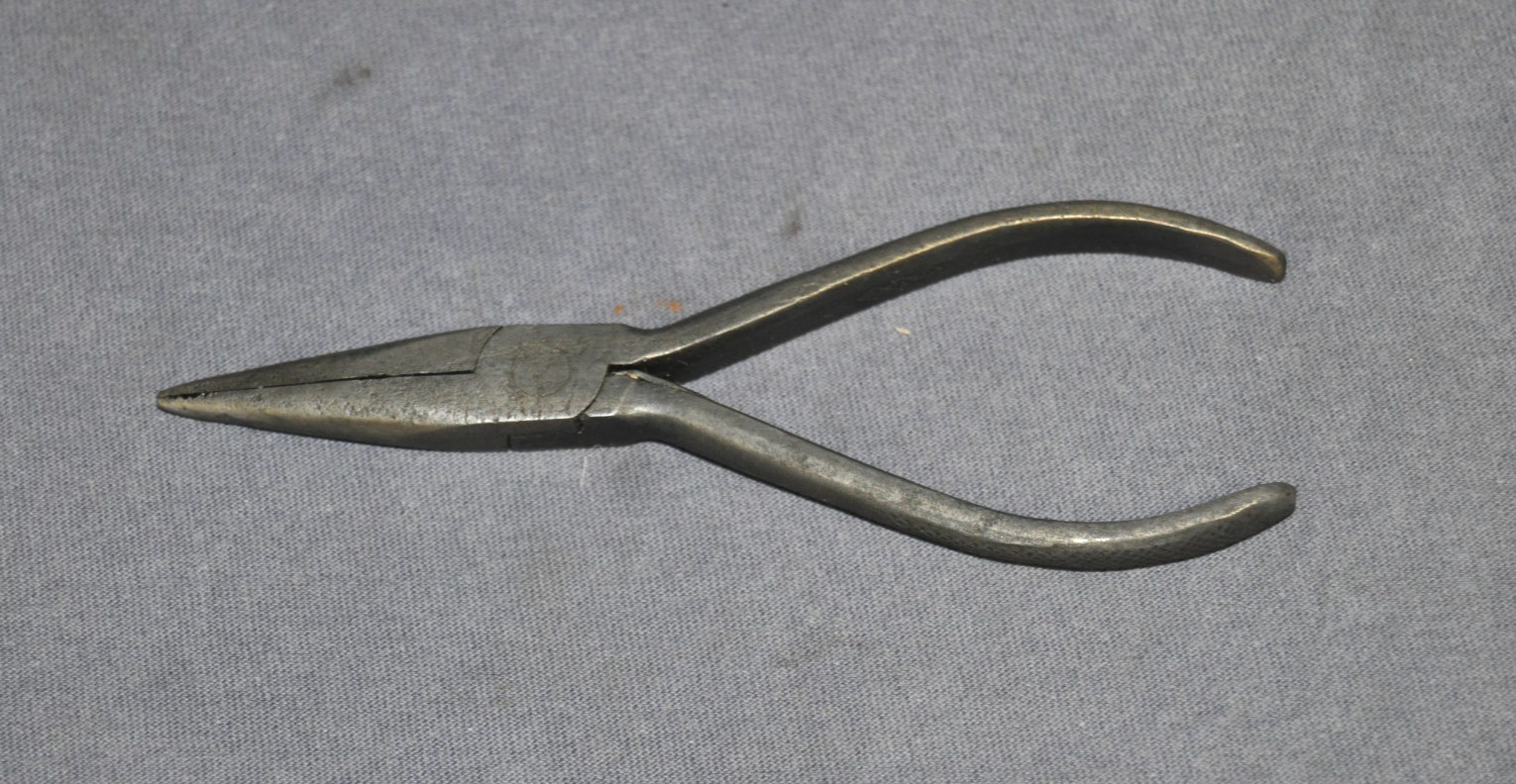 Utica 5 1/2 inch needle nose pliers gallery
