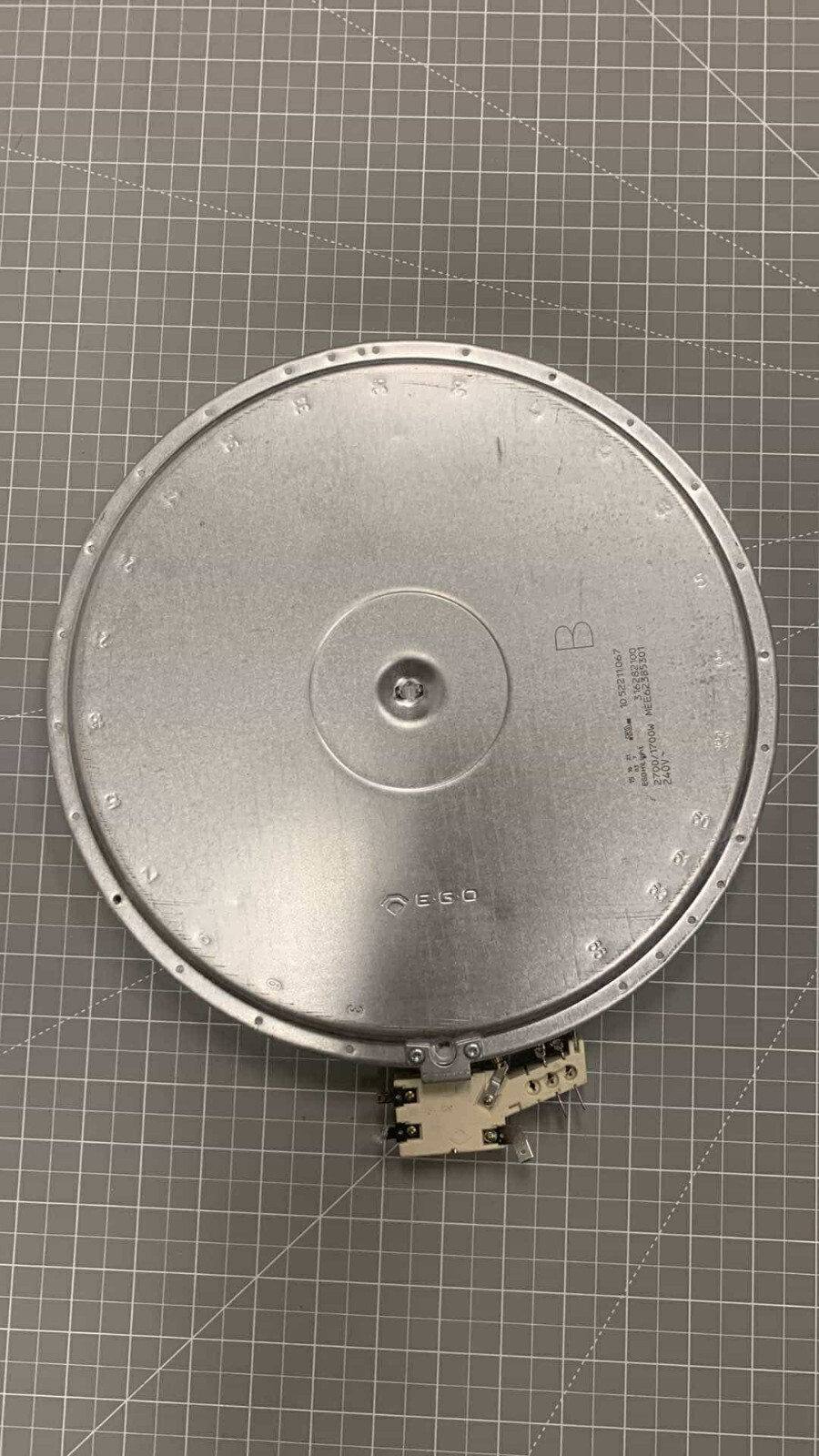 OEM LG Range Radiant Surface Element MEE62385201 for LREL6325F/01 gallery